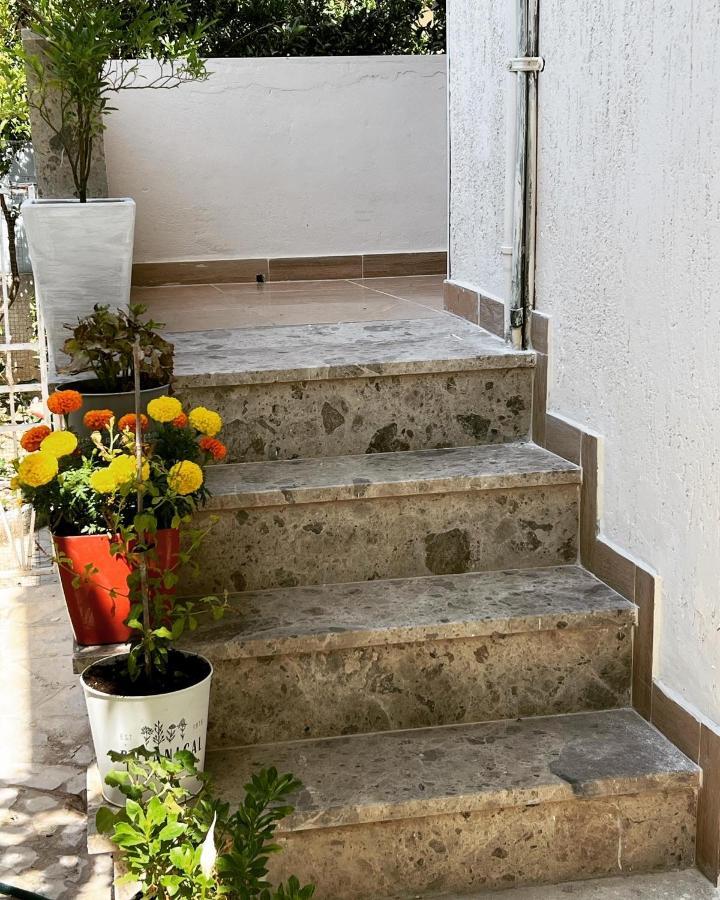 Trip-Stop Apartments Vlorë 외부 사진